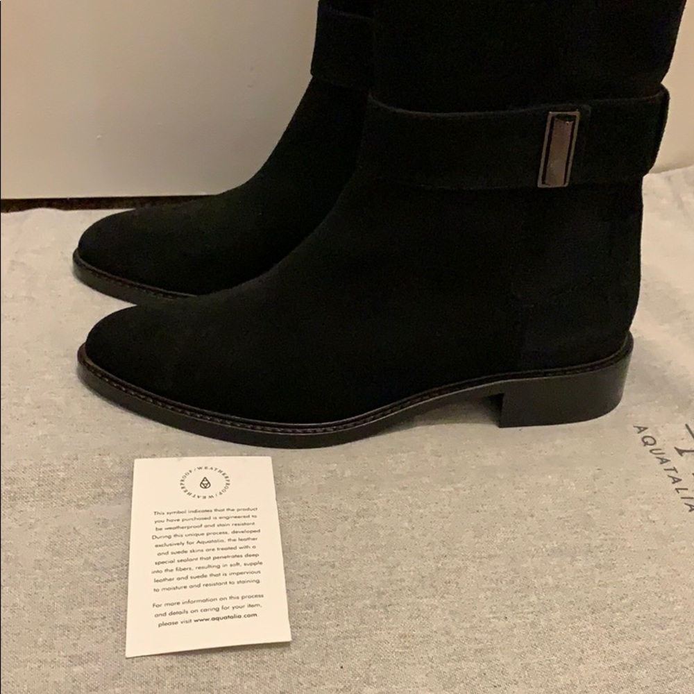 Boots - Picture 2 of 4